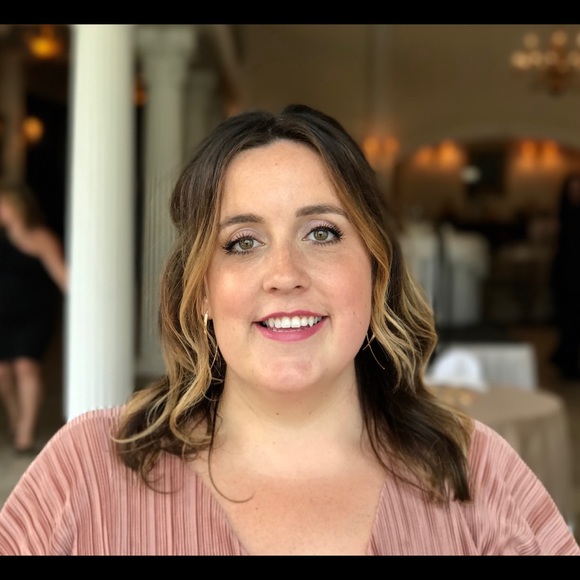 Meet your Posher, Katie - Picture 3 of 4